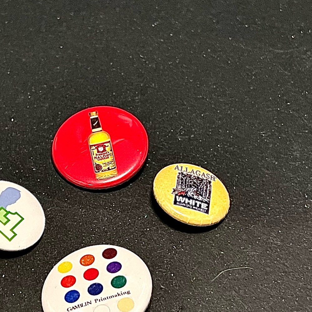 Assortment of buttons vintage and new - Picture 3 of 5